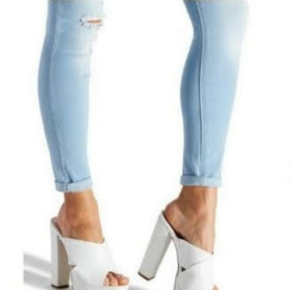 White slip-on platform sandal